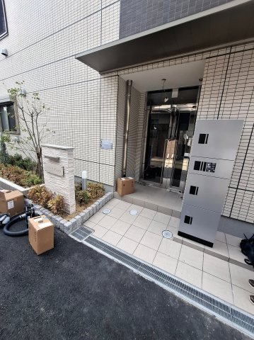 メゾン・ド・アンジュのエントランス