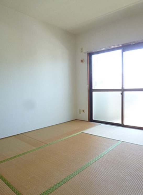 グリーンビル御井Bのその他|和室ならではの温かな和の空間で寛ぎの時間を過ごせます