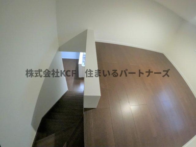 【内装】 | エブリポターミ | 明るい室内です