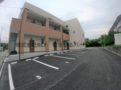 【駐車場】 | エブリポターミ | カースペースがあります