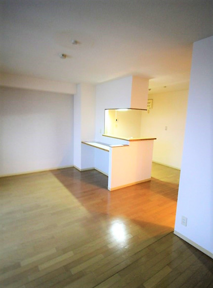 クレールⅡの居間・リビング