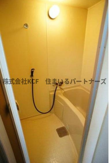 エトランゼⅣの浴室|コンパクトで使いやすいお風呂です