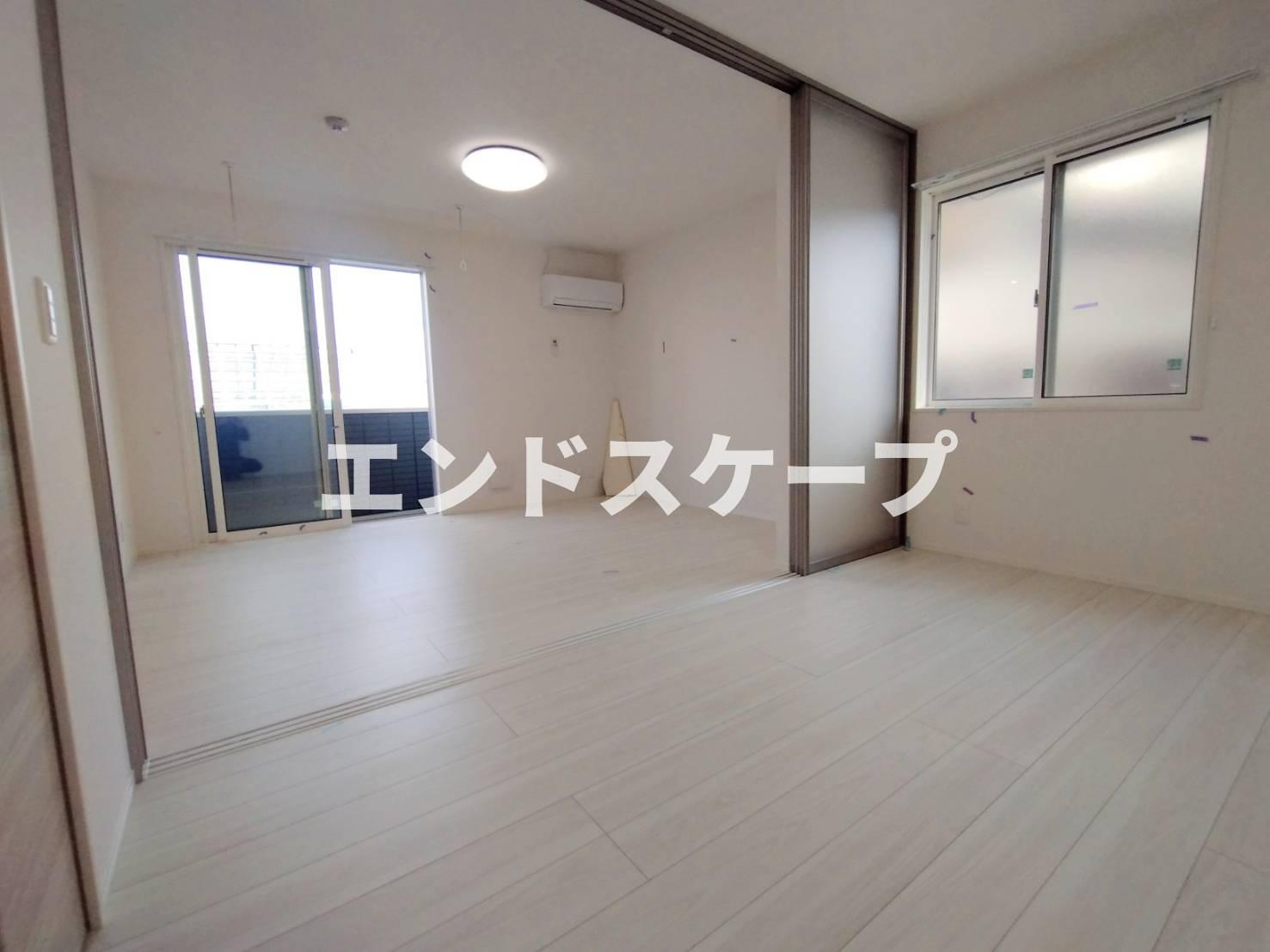 フェリーチェTAKASAKI Ⅱの居間・リビング|高崎、前橋のお部屋探しはエンドスケープまで！お客様の理想お聞かせ下さい♪