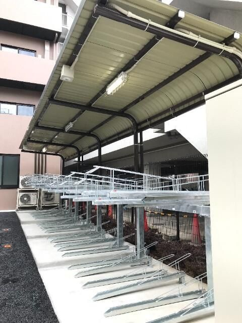 オークレジデンス亀沢のその他共用部分|駐輪場