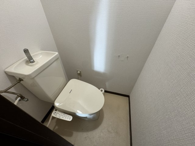 コートハウス神田のトイレ