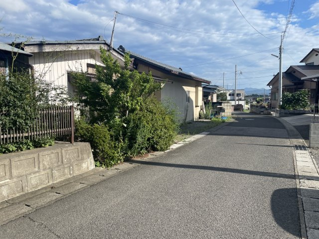 住宅用地・売地　国見町藤田古鹿島　国見小・県北中の前面道路含む現地写真|国見小学校まで徒歩1分の立地♪車通りも少なく子育て世帯におすすめ物件になります！