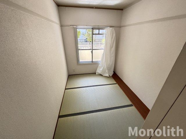 泉北茶山台２丁３番６号棟の和室