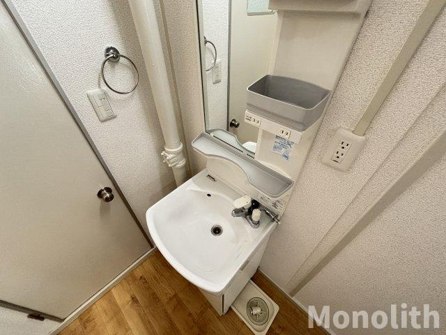 泉北茶山台２丁３番６号棟の洗面所