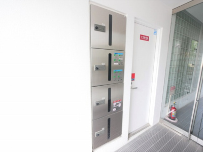 【その他共用部分】 | 匠空KYOMACHIBORI | 宅配ボックスです