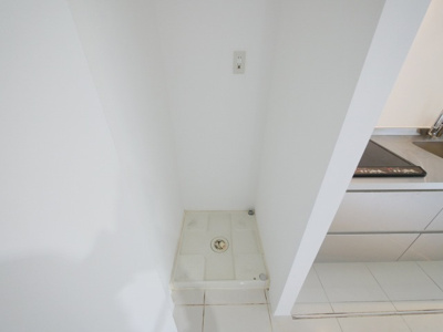 【設備】 | 匠空KYOMACHIBORI | 洗濯機置き場です