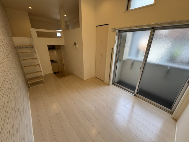 OASIS IKEDAの居間・リビング