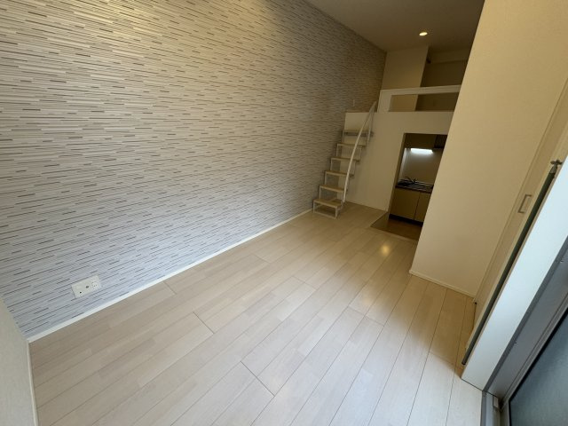 OASIS IKEDAの居間・リビング