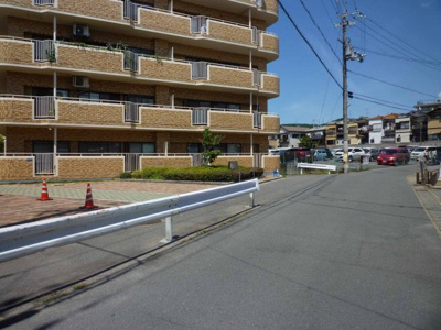  | ライオンズマンション山科音羽