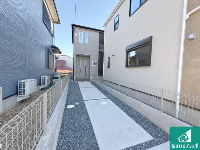 八幡市男山松里　第3期　新築一戸建ての外観|安心の10年保証！外観を美しく保ち、雨水で汚れを落とします！気になることがありましたら、お気軽にお問い合わせください！