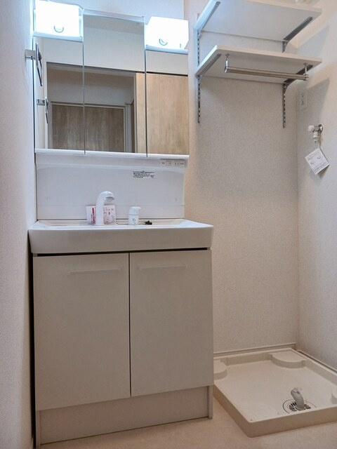 広島市安佐北区可部３丁目のアパートの洗面所|シャンプードレッサー