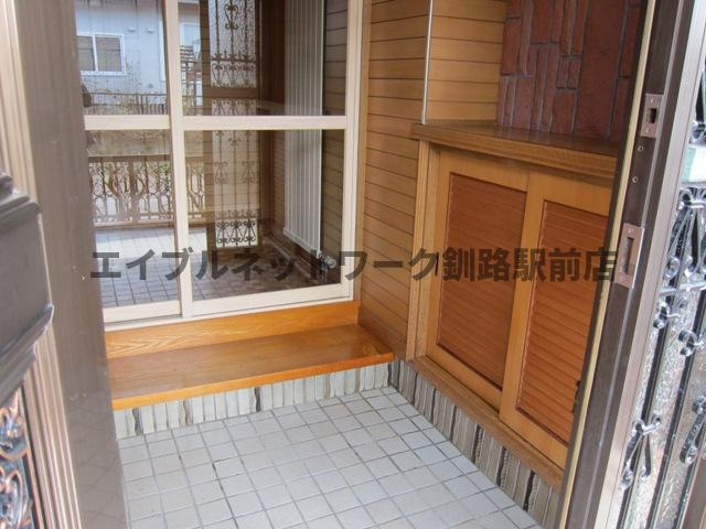 桜ヶ岡6-21-7貸家の玄関