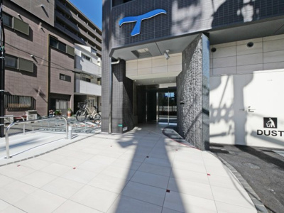 【エントランス】 | セレニテ夕陽丘エクラ | ゆとりのあるエントランスです