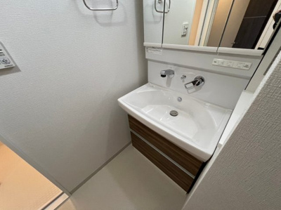 【洗面所】 | 高槻市八幡町PJ | 同建築メーカー施工類似写真