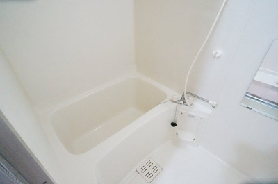 【浴室】 | サンハイツＡ | コンパクトで使いやすいお風呂です