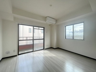 【居間・リビング】オリエンタル鎌ヶ谷