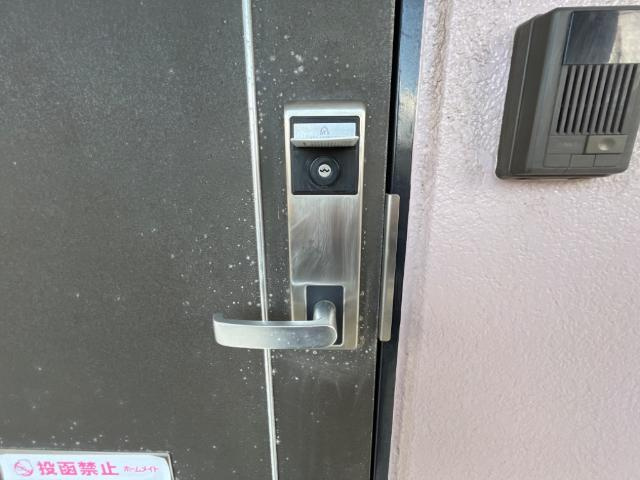 メゾンドひまわりの内装|カードキー・カメラ付インターホン