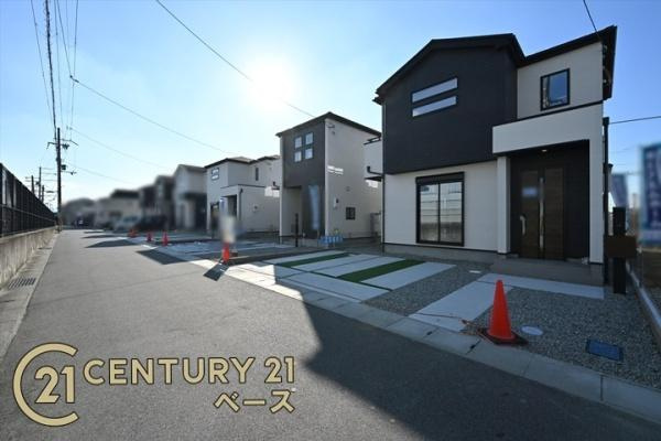 天理市永原町の新築一戸建の前面道路含む現地写真|落ち着いた雰囲気の住宅地内です！