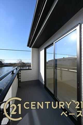 天理市永原町の新築一戸建のバルコニー|■現地撮影写真■開放感あふれるバルコニー！