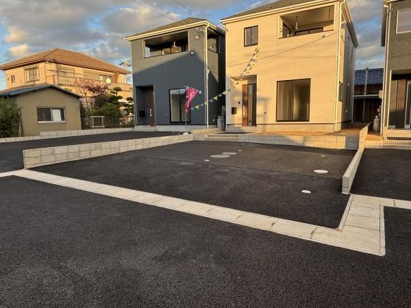 豊田市堤町第3　全4棟・2号棟の駐車場|３台駐車できます