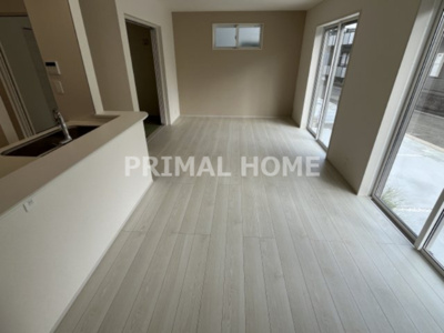 【居間・リビング】 | 神大寺4丁目新築戸建て