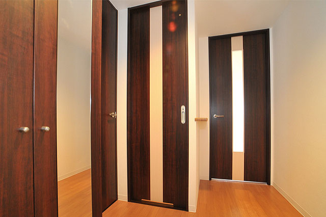 グランシス天満橋の玄関