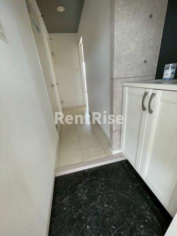 サンハイツ和佳のエントランス