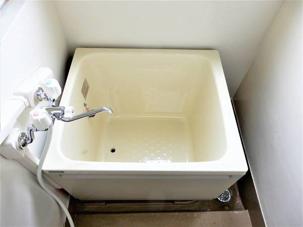 ビレッジハウス高屋1号棟の浴室|ビレッジハウスの同一物件・同一タイプの間取りの写真です