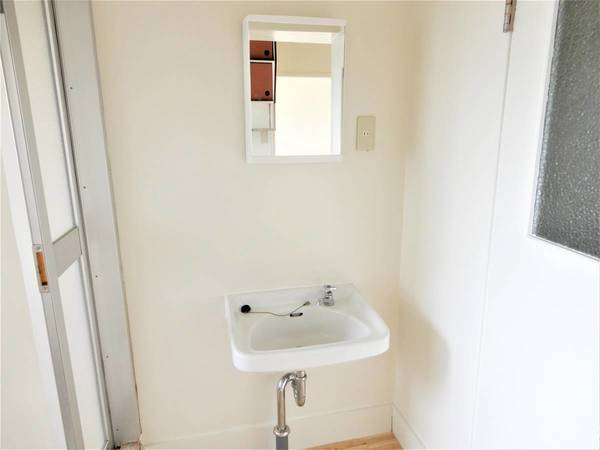 ビレッジハウス高屋1号棟の洗面所|ビレッジハウスの同一物件・同一タイプの間取りの写真です