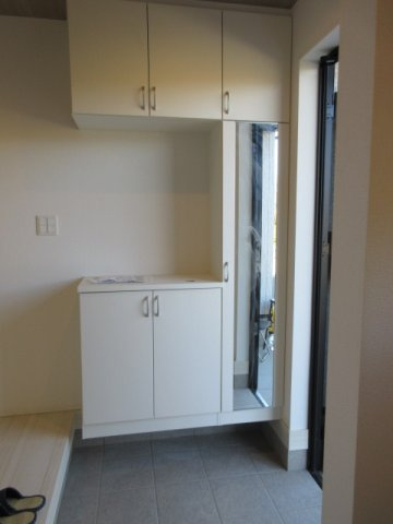 【仲介手数料無料】新築戸建　滑川町月輪1025-1（全1棟大型平屋住宅）の前面道路含む現地写真