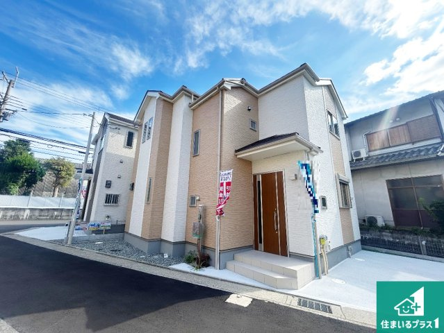 伊丹市松ケ丘　新築一戸建ての外観|安心の10年保証！外観を美しく保ち、雨水で汚れを落とします！気になることがありましたら、お気軽にお問い合わせください！