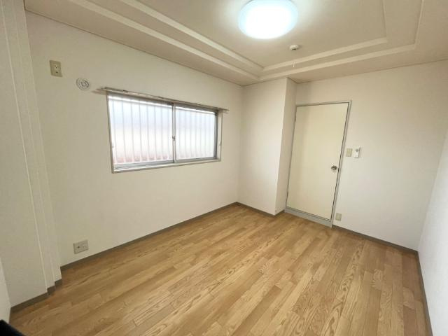 ラフィーネ石尾台のその他|洋室