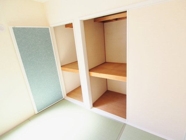 エクセル向井A棟の和室