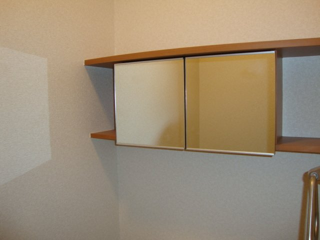 メルローズ香貫のトイレ|棚