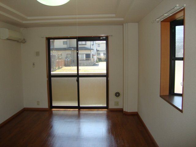 メルローズ香貫の洋室|洋室