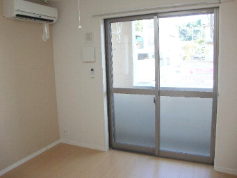 マンダリンヴィルⅢの居間・リビング|リビングダイニング