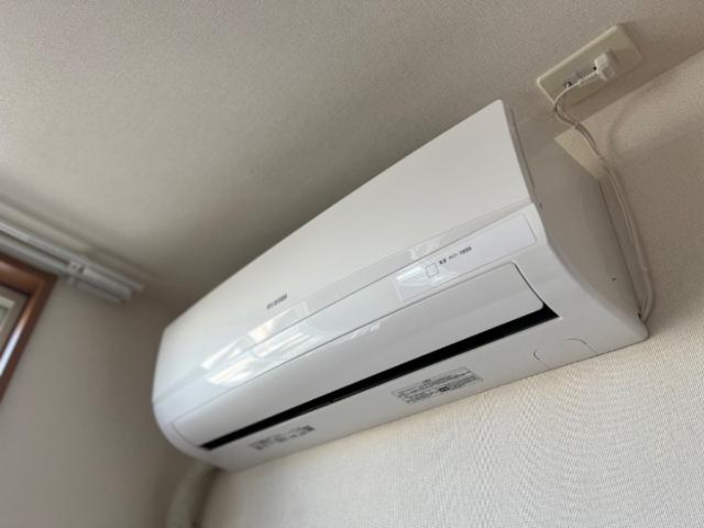 ウィステリア・リッシュの設備|室内設備 エアコン