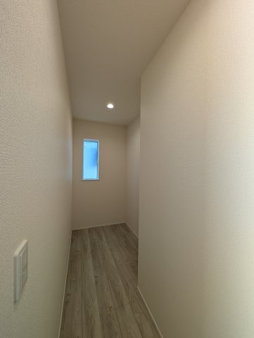 【収納】 | リナージュ高崎市並榎町24-1期ー① | キッチン裏にある大型の収納スペース♪