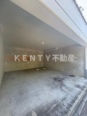 【駐車場】 | パークヒルズ田園調布 | 駐車場があるので、車を買う予定の方も安心です