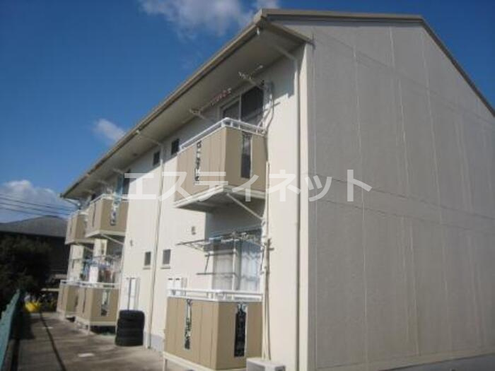 ファミールユタカ　B