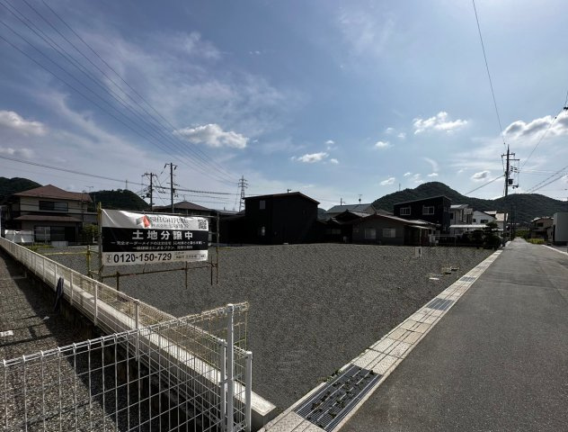 野村町4区の外観|買物や生活に便利な場所で小学校、中学校へも近く、ハザードマップ立地です。立地です。