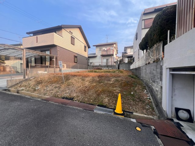 小野市育ヶ丘町売土地の外観