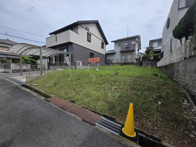 小野市育ヶ丘町売土地の外観