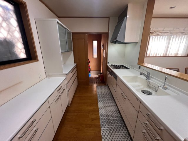 姫路市飾磨区矢倉町2丁目既存戸建のキッチン