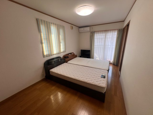 姫路市飾磨区矢倉町2丁目既存戸建の洋室