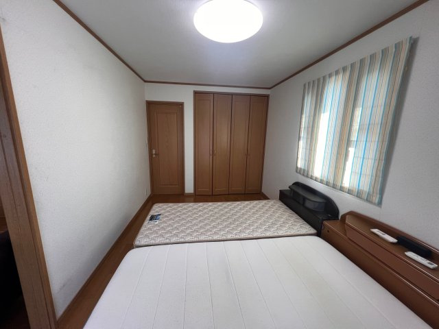 姫路市飾磨区矢倉町2丁目既存戸建の洋室